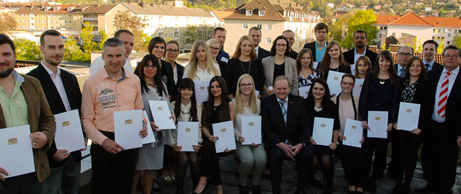 36 junge Menschen haben die verschiedenen Aufstiegsfortbildungen der Handwerkskammer als Beste abgeschlossen. Sie wurden mit dem Meisterpreis der Bayerischen Staatsregierung ausgezeichnet.